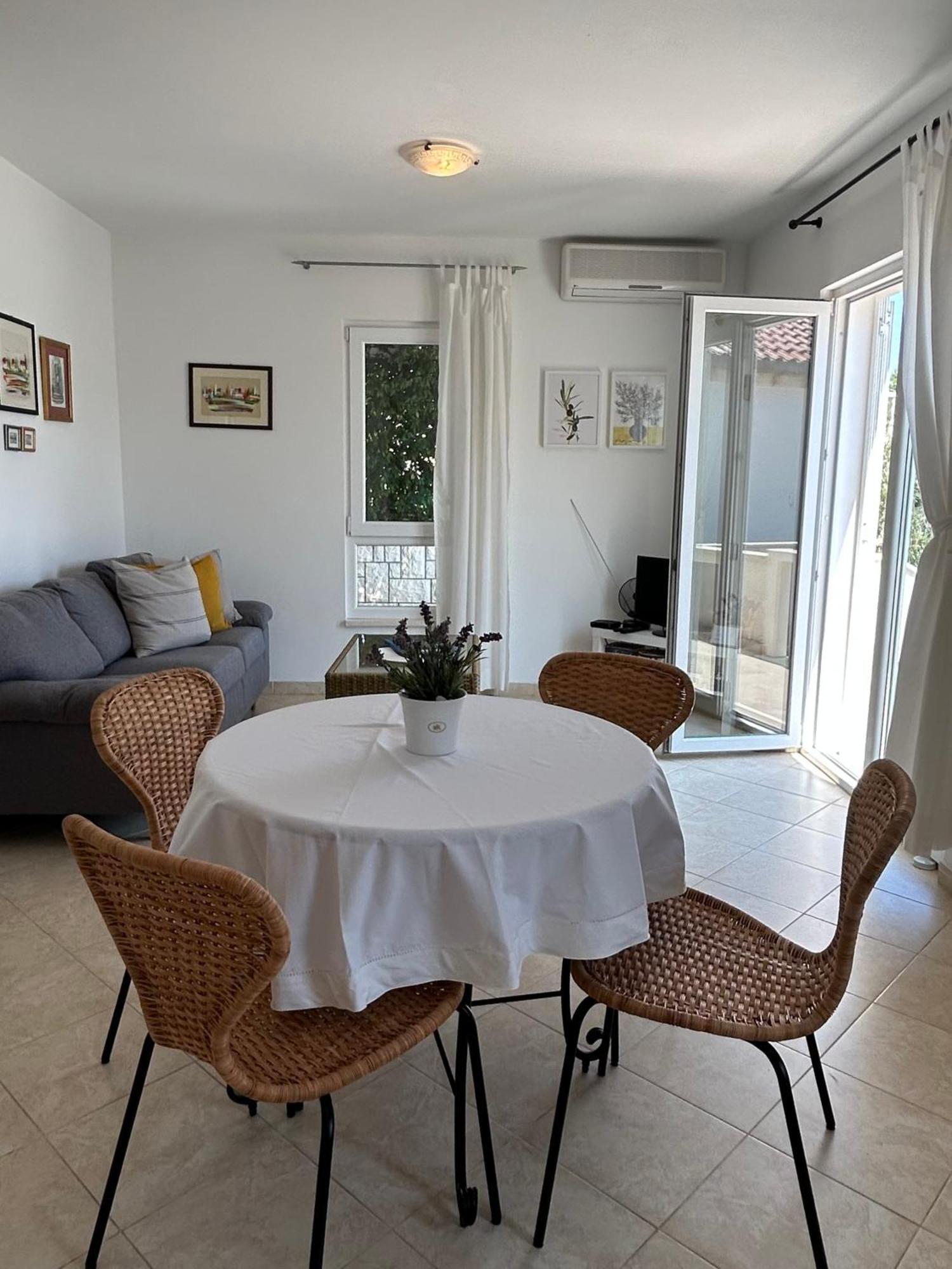 קורצולה Apartments Villa Diha מראה חיצוני תמונה